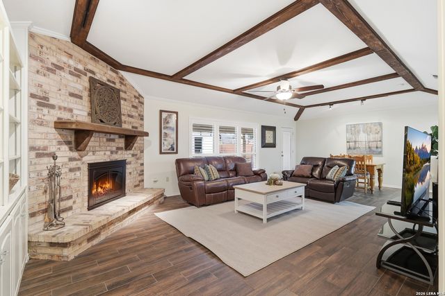 1658 Redwood Street, Seguin, TX 78155