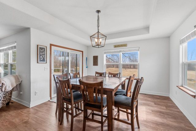 3850 Strawberry Glen DRIVE, Jackson, WI 53012