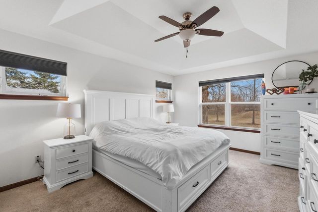 3850 Strawberry Glen DRIVE, Jackson, WI 53012