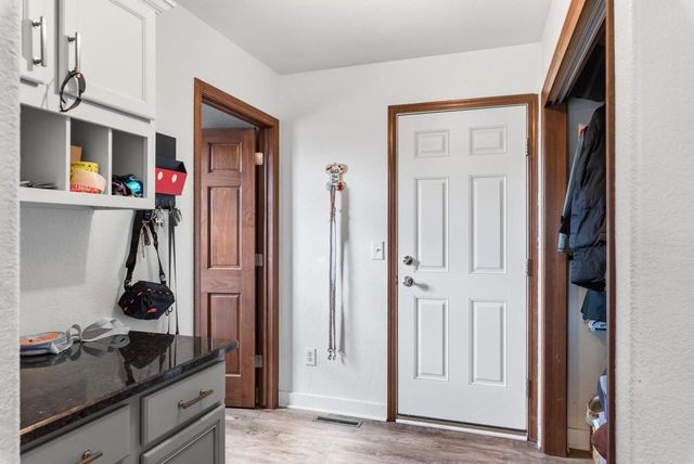 3850 Strawberry Glen DRIVE, Jackson, WI 53012