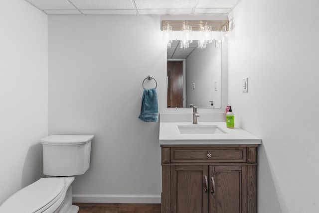 3850 Strawberry Glen DRIVE, Jackson, WI 53012