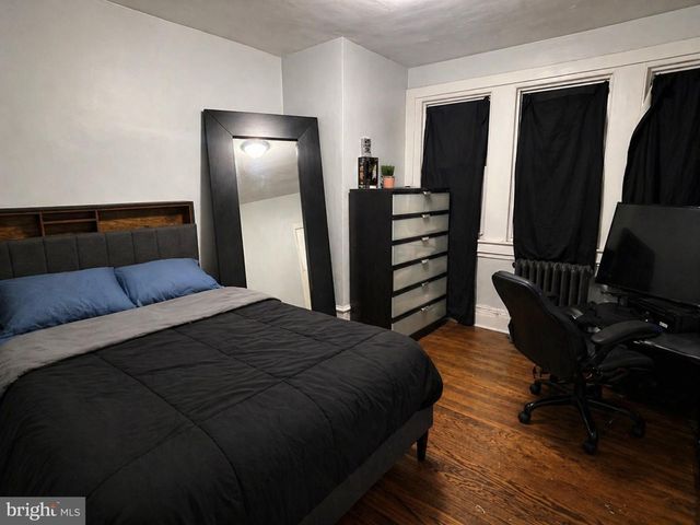 869 BRIDGE ST, Philadelphia, PA 19124
