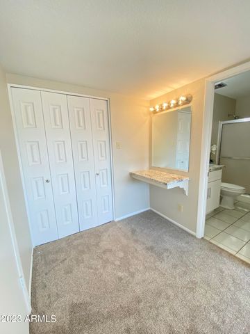 3633 W CALAVAR Road, Phoenix, AZ 85053