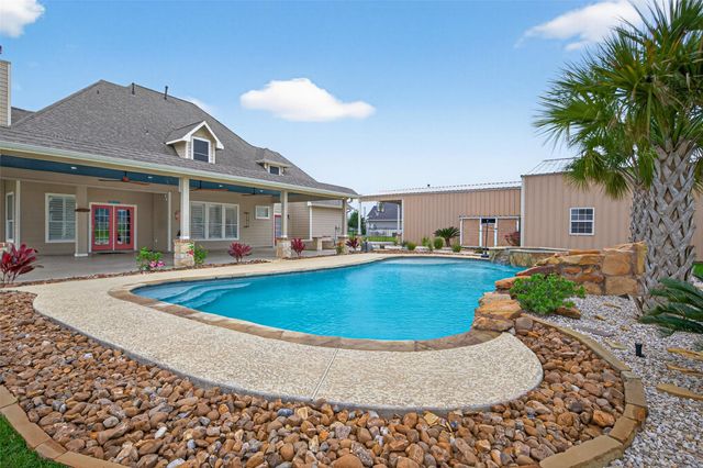 5019 Landon Lane, Baytown, TX 77523