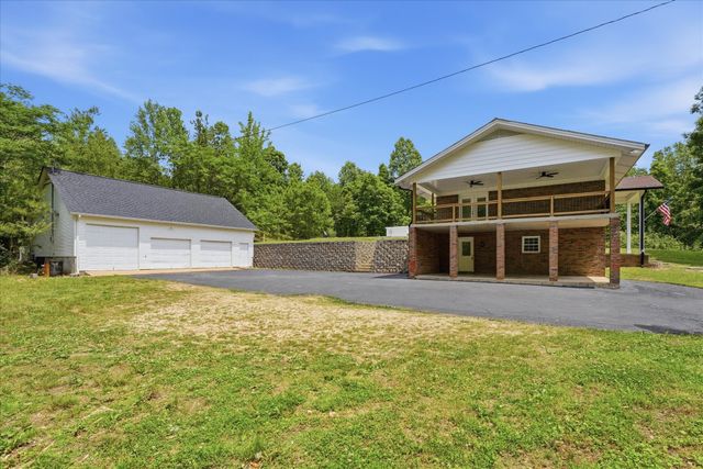 1802 Waynesboro Hwy, Hohenwald, TN 38462
