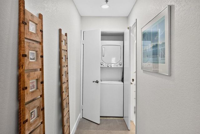 500 E Amado Road 313, Palm Springs, CA 92262