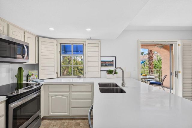 500 E Amado Road 313, Palm Springs, CA 92262