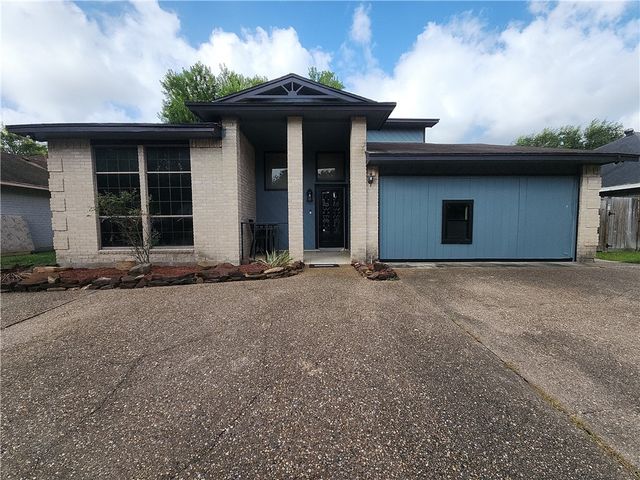 5221 Cromwell Dr, Corpus Christi, TX 78413