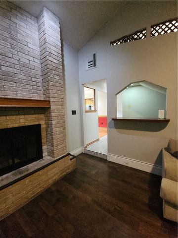 5221 Cromwell Dr, Corpus Christi, TX 78413