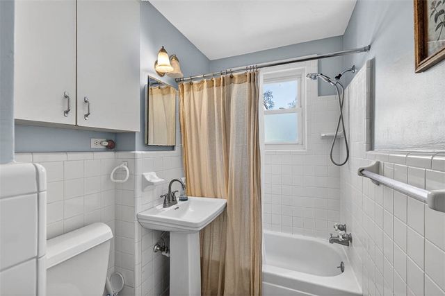 7 Stewart Ave, St Simons Island, GA 31522