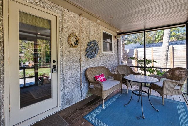 7 Stewart Ave, St Simons Island, GA 31522