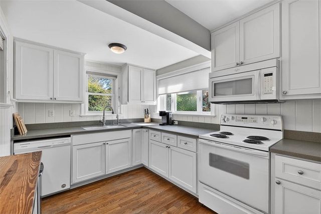 7 Stewart Ave, St Simons Island, GA 31522