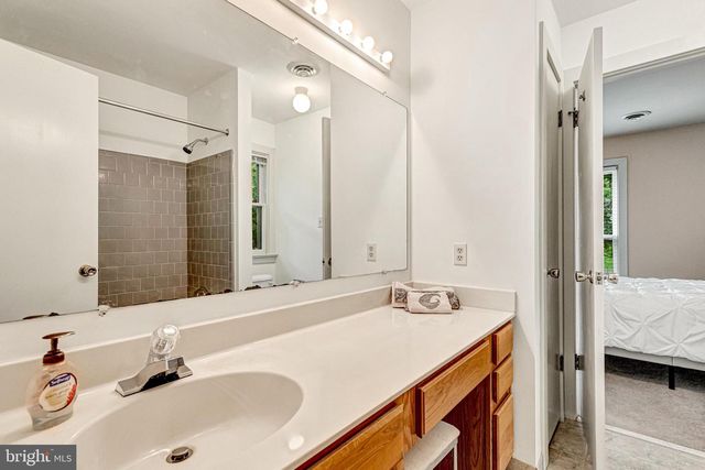 13030 RIVER HILLS DR, Midlothian, VA 23113