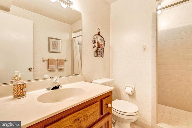 13030 RIVER HILLS DR, Midlothian, VA 23113