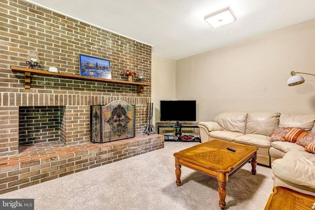 13030 RIVER HILLS DR, Midlothian, VA 23113