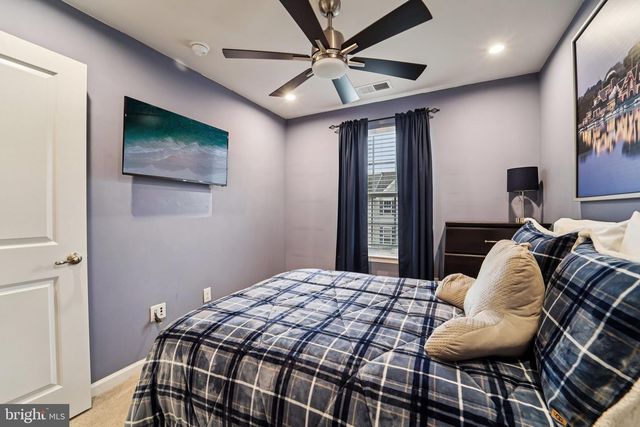 33 ELLA LN, Mount Holly, NJ 08060