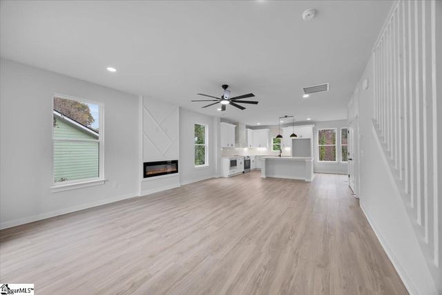 106 West Avenue, Greenville, SC 29611