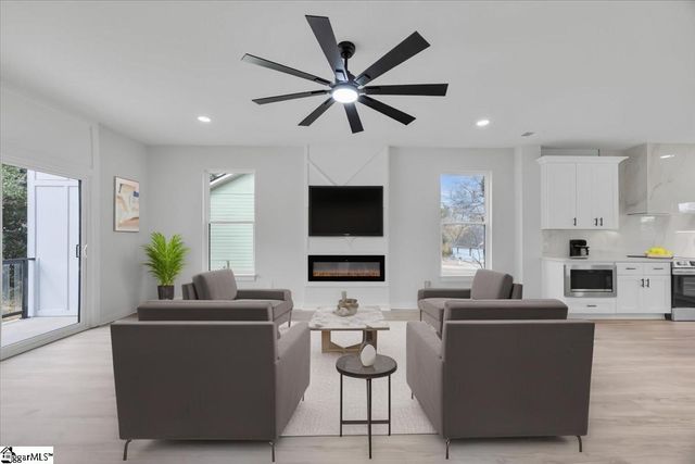 106 West Avenue, Greenville, SC 29611