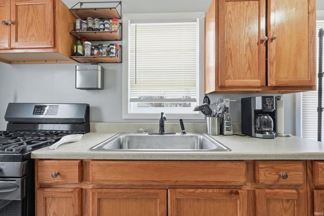 2727 Winch Street, Fort Wayne, IN 46803