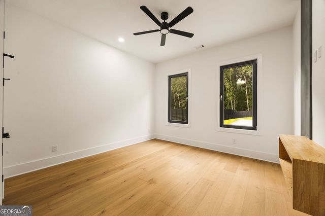 816 Riverside Road, Sugar Hill, GA 30518