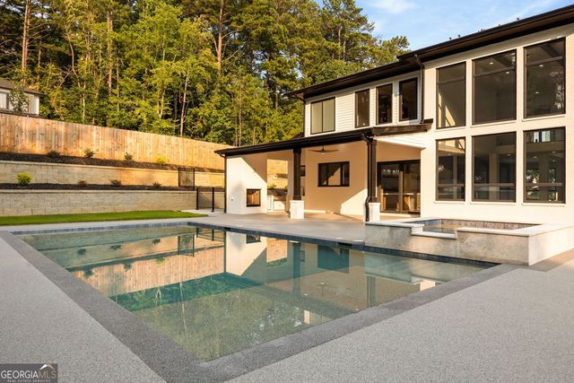 816 Riverside Road, Sugar Hill, GA 30518