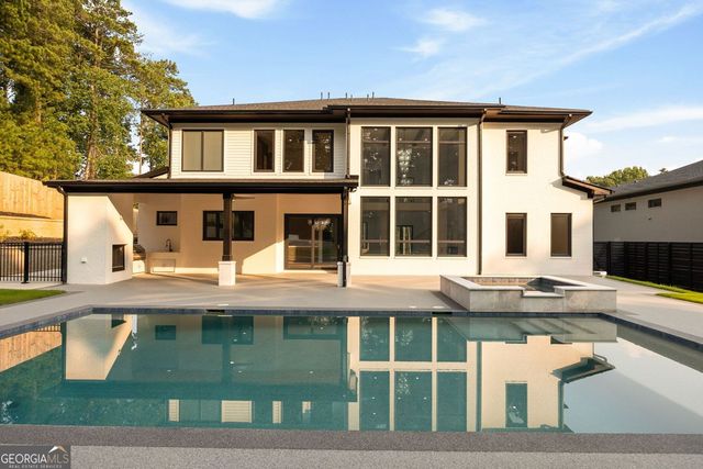 816 Riverside Road, Sugar Hill, GA 30518