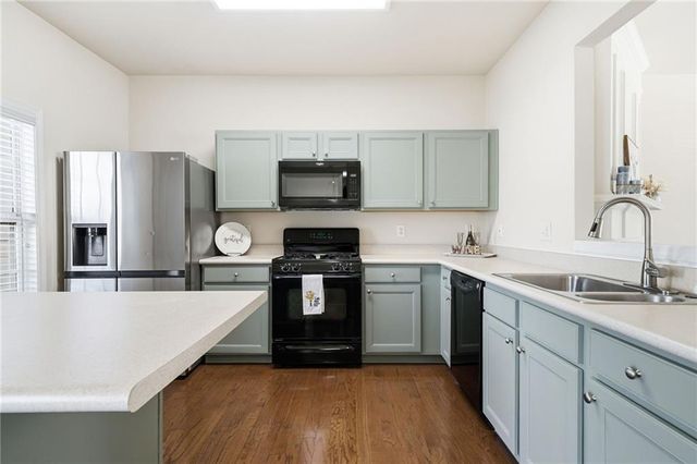 1033 Annazanes Court, Alpharetta, GA 30004