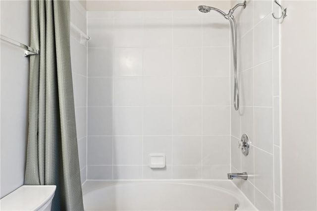1033 Annazanes Court, Alpharetta, GA 30004