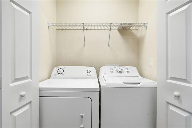 1033 Annazanes Court, Alpharetta, GA 30004