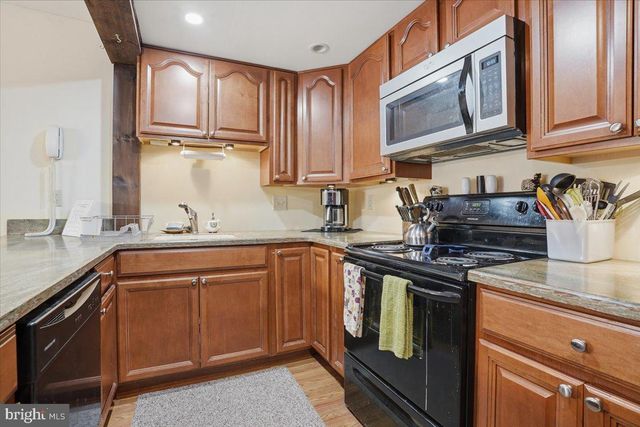 39 RUFFED GROUSE CT, Lake Harmony, PA 18624
