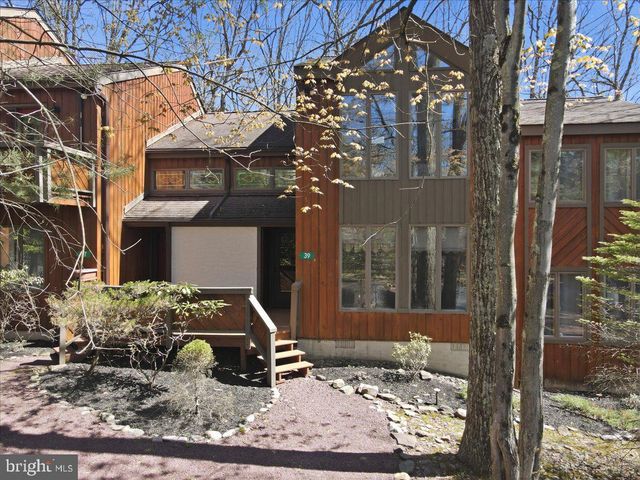 39 RUFFED GROUSE CT, Lake Harmony, PA 18624