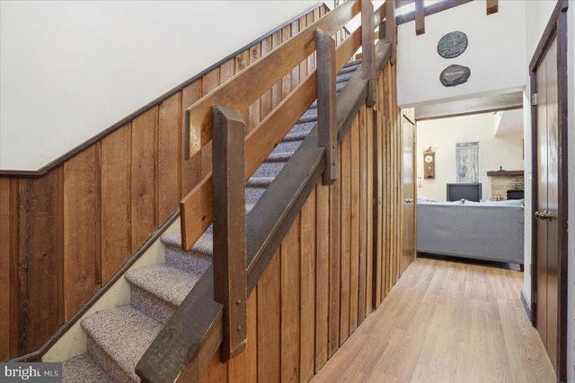 39 RUFFED GROUSE CT, Lake Harmony, PA 18624