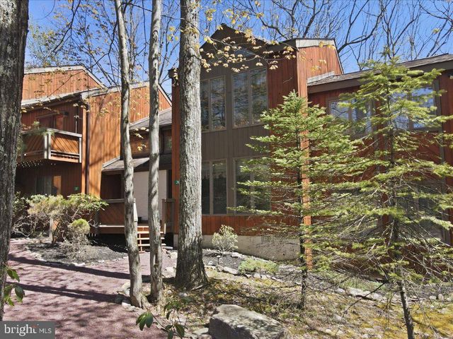39 RUFFED GROUSE CT, Lake Harmony, PA 18624