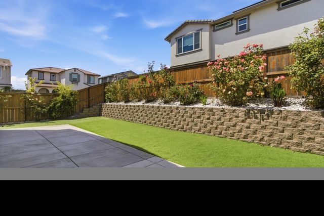 4402 French Dr, Folsom, CA 95630