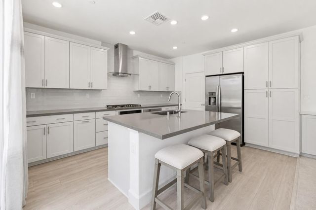 4402 French Dr, Folsom, CA 95630