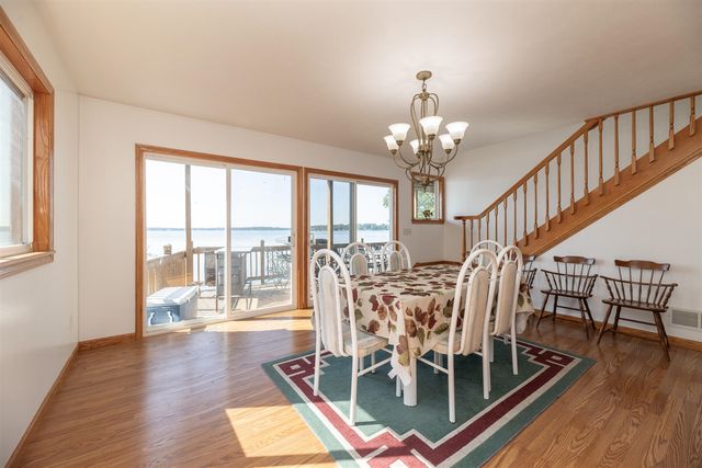 2918 E Shore Drive, Portage, MI 49002