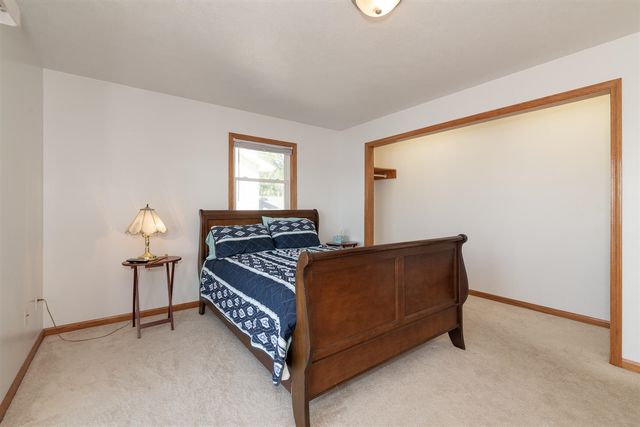 2918 E Shore Drive, Portage, MI 49002