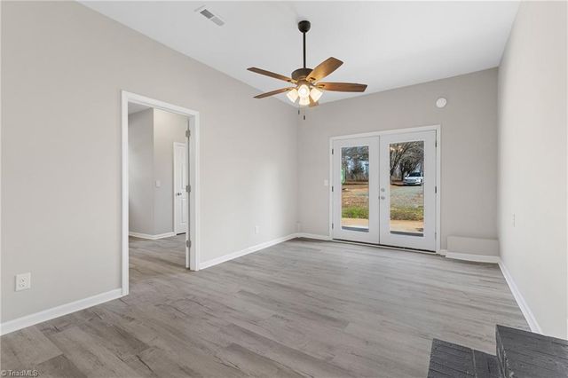 3001 PILOT VIEW CHURCH Road, Yadkinville, NC 27055