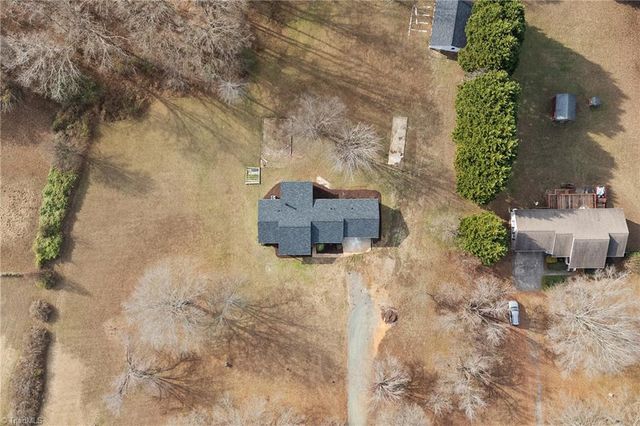 3001 PILOT VIEW CHURCH Road, Yadkinville, NC 27055