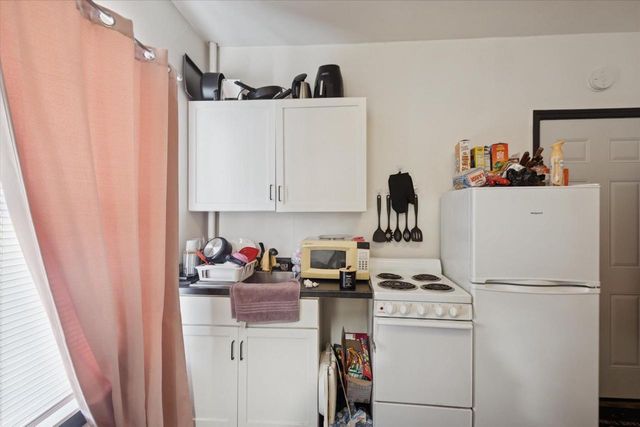 110 N CLAY STREET, Green Bay, WI 54301