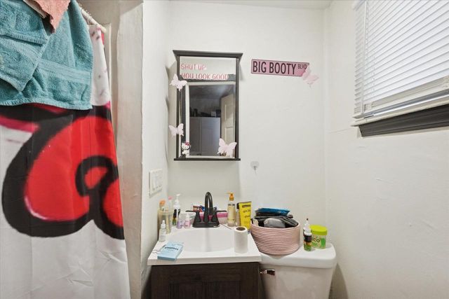 110 N CLAY STREET, Green Bay, WI 54301