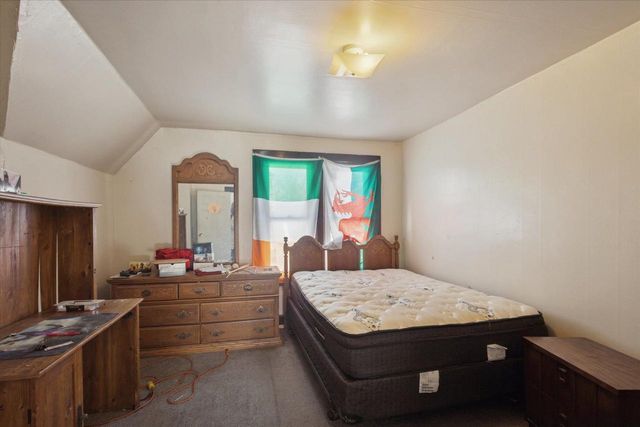 110 N CLAY STREET, Green Bay, WI 54301