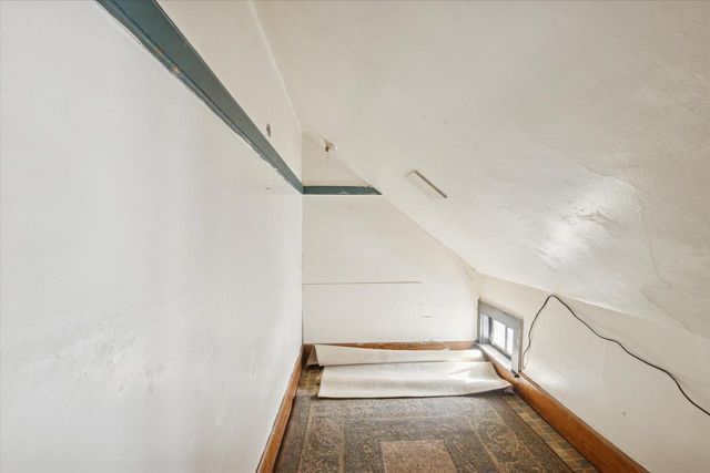 110 N CLAY STREET, Green Bay, WI 54301