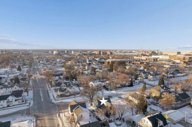 110 N CLAY STREET, Green Bay, WI 54301