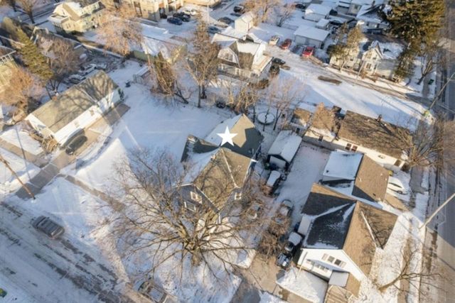 110 N CLAY STREET, Green Bay, WI 54301