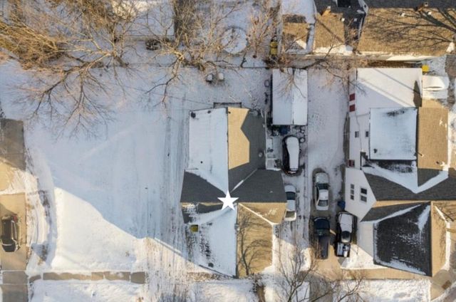 110 N CLAY STREET, Green Bay, WI 54301