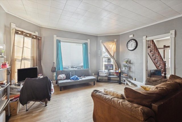 110 N CLAY STREET, Green Bay, WI 54301