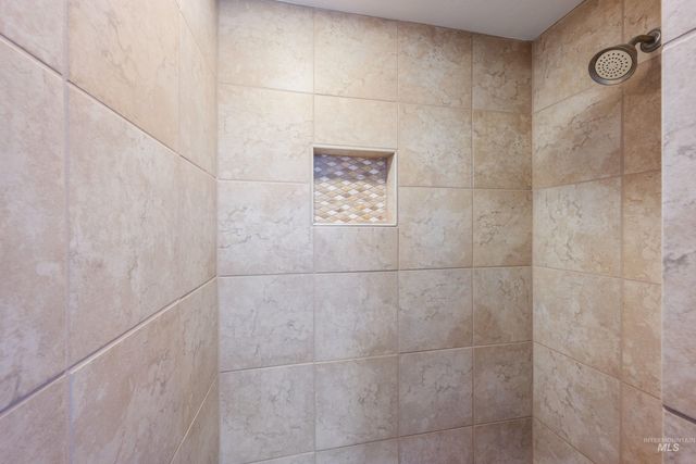 652 E Bonita Canyon, Meridian, ID 83646