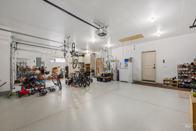 652 E Bonita Canyon, Meridian, ID 83646