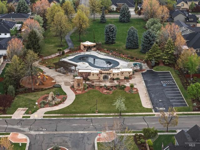 652 E Bonita Canyon, Meridian, ID 83646